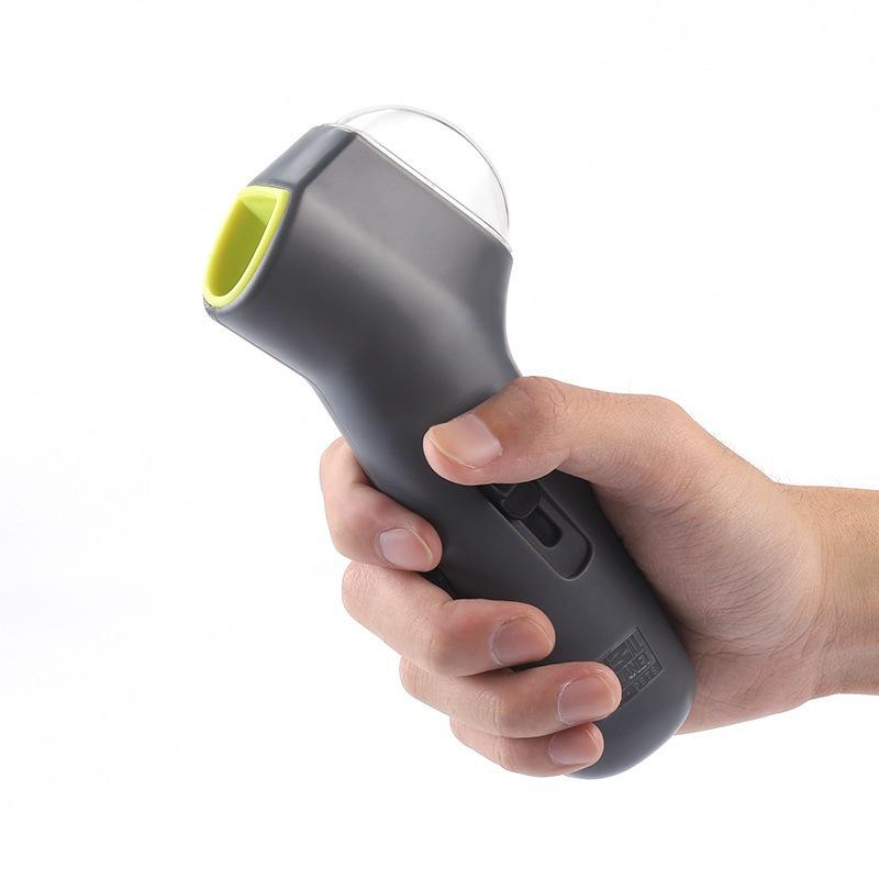 Tail Mate™ Pet Treat Launcher